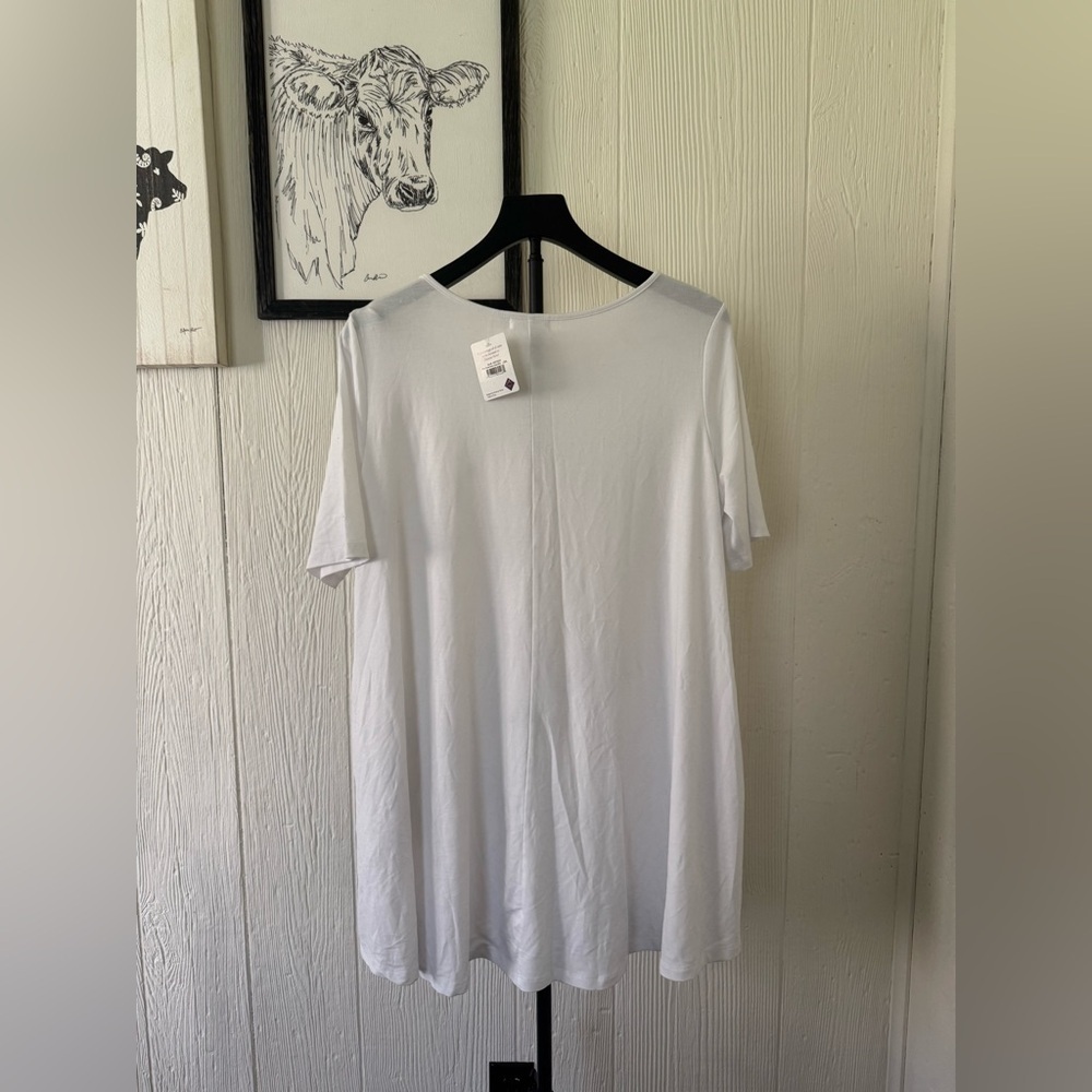 NWT Mountain Mamas Flowy Pocket Shorty Dress in White LG/XL - Picture 2 of 3